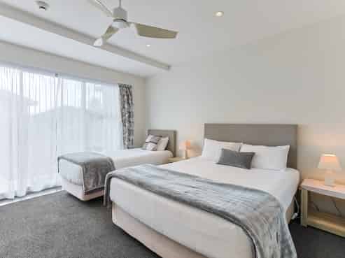 1,3 &4/27 Marine Parade, Carters Beach