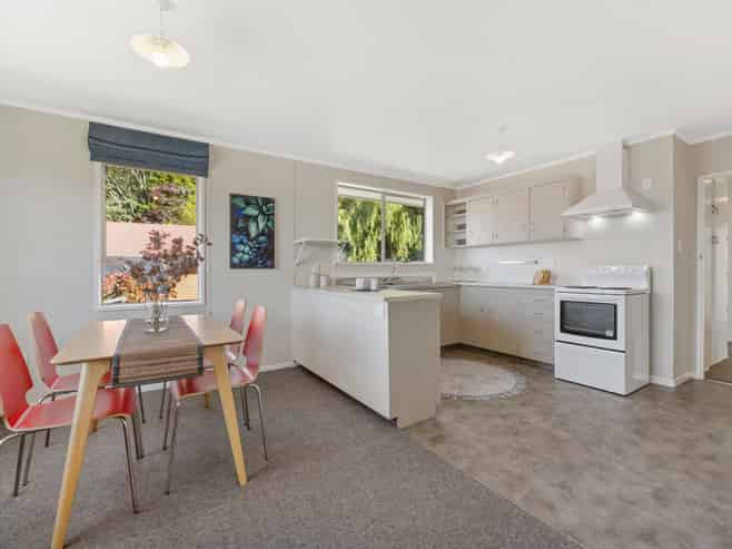 8 Tracey Street, Brockville