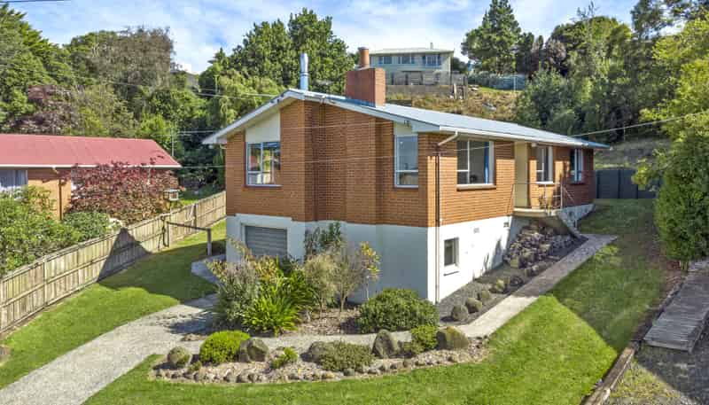 8 Tracey Street, Brockville