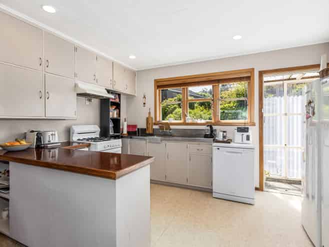 8 Braemar Terrace, Johnsonville