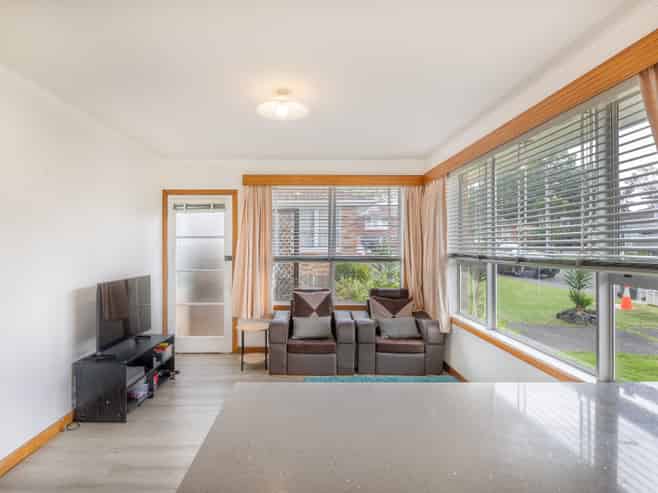 1/8 Begbie Place, Sandringham