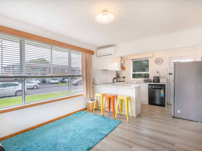 1/8 Begbie Place, Sandringham