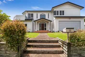32 Stanley Drive, Lynmore