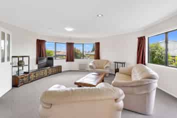 16 Stanley Drive, Lynmore