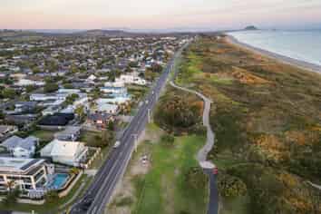 706 Papamoa Beach Road, Papamoa