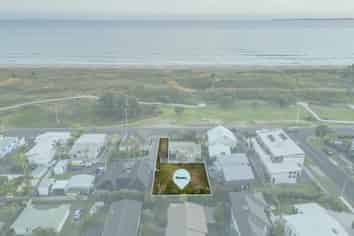 706 Papamoa Beach Road, Papamoa