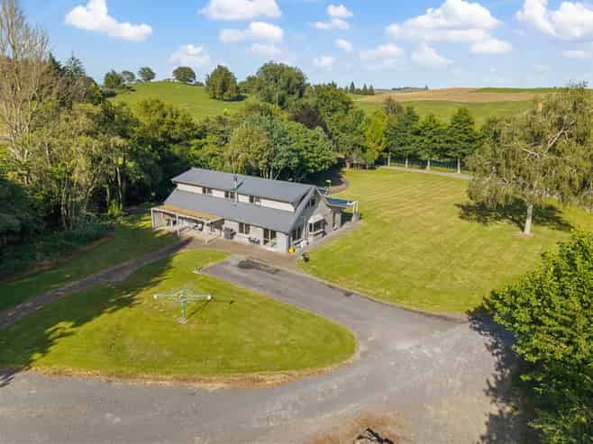 1539 State Highway 1, Tirau