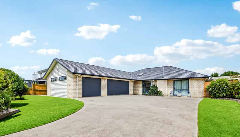 27 Parlane Drive, Huapai