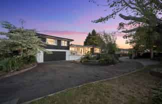 6 Youngs Road, Papakura