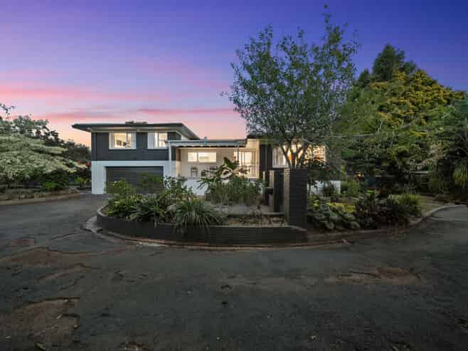 6 Youngs Road, Papakura