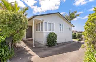 899 East Coast Road, Torbay