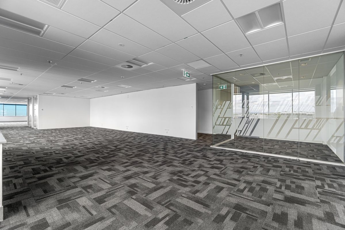 Elevated office space in prime location - Mehr