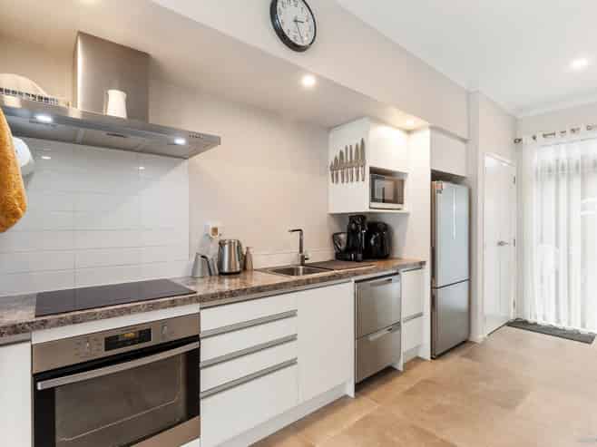 13 Tuatua Road, Hobsonville