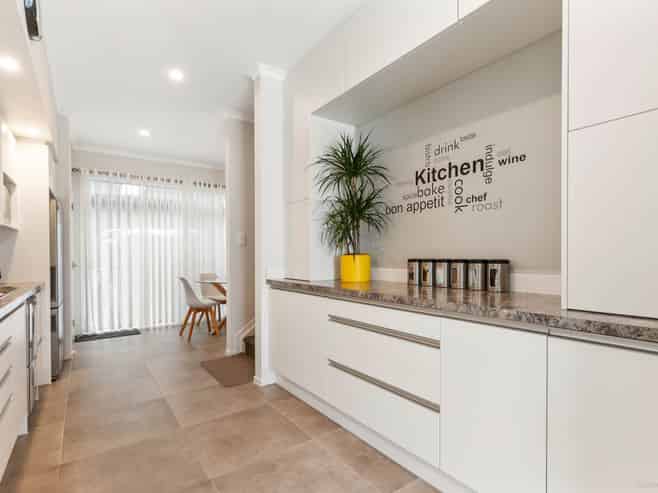 13 Tuatua Road, Hobsonville