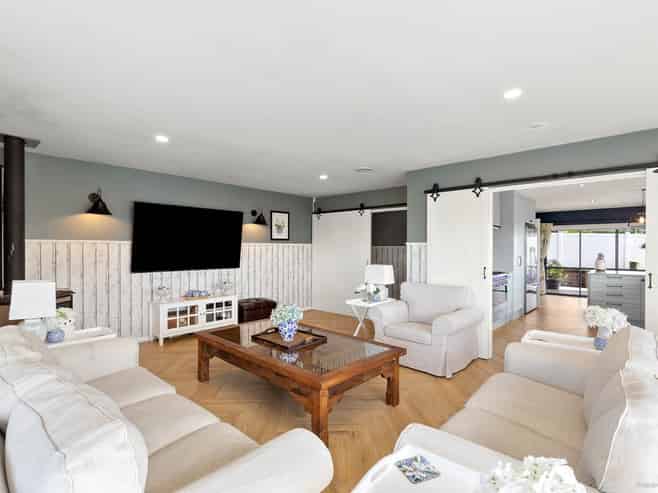 1169 Whangaparaoa Road, Gulf Harbour