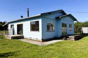 250 Ikamatua Highway, Ikamatua