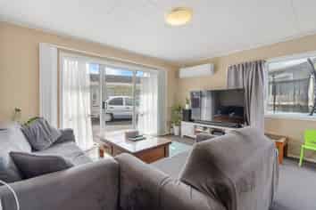 2/6 Snead Place, Hamilton East