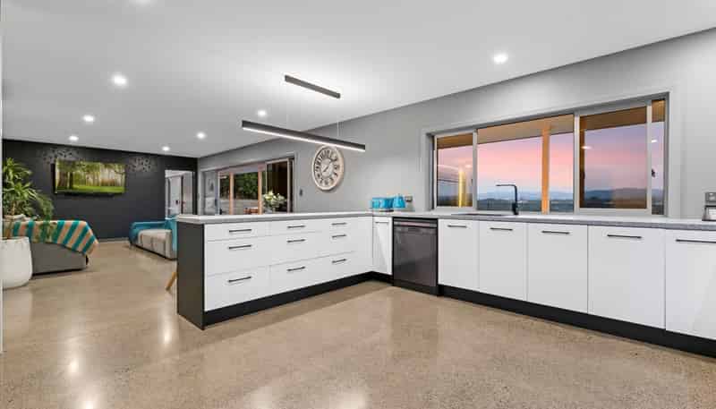 745D State Highway 29, Tauriko