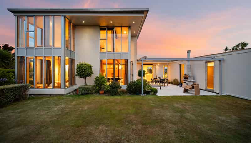 6 Stormanstown Way, Seatoun