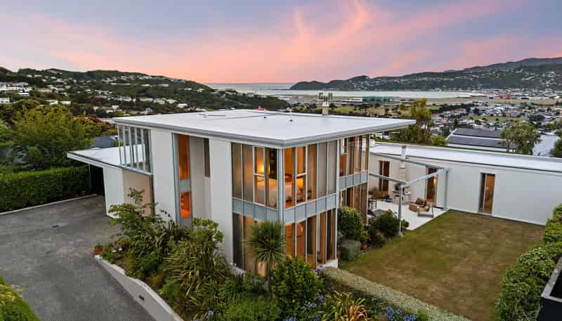 6 Stormanstown Way, Seatoun