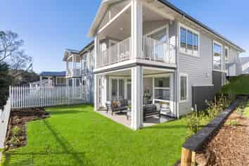 200 Landmark Terrace, Orewa