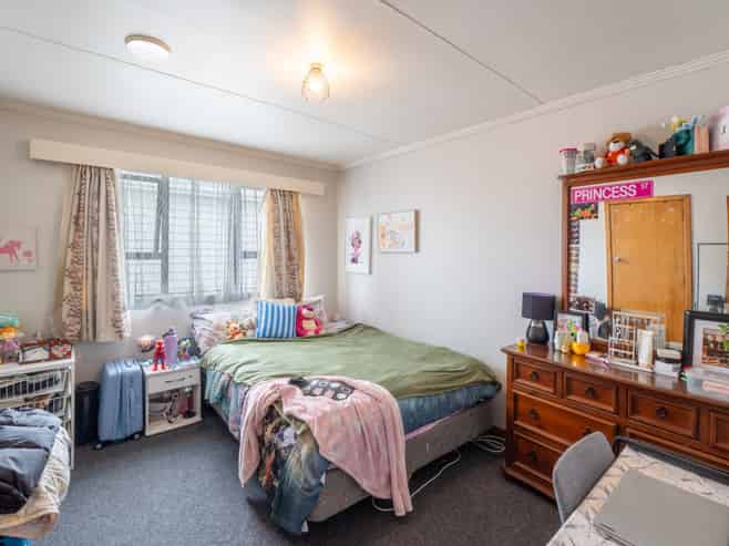 27 Tramway Road, Strathern