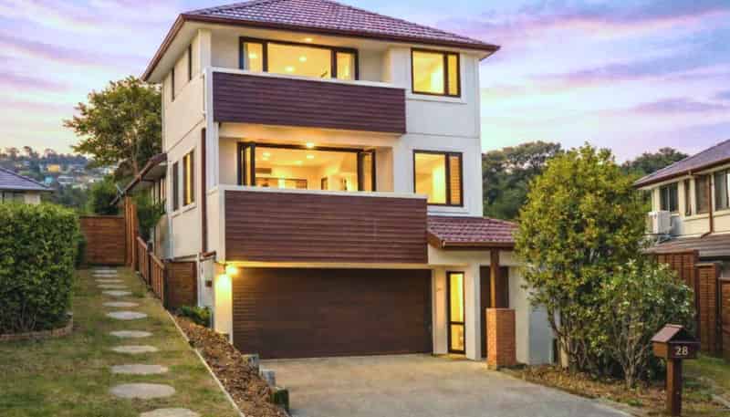 28 Greenbough Lane, Greenhithe