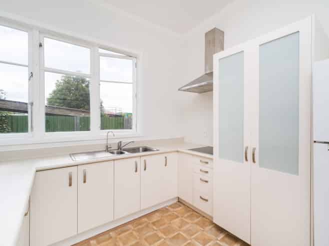 502 Pioneer Highway, Highbury