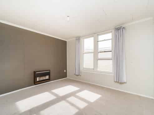 502 Pioneer Highway, Highbury