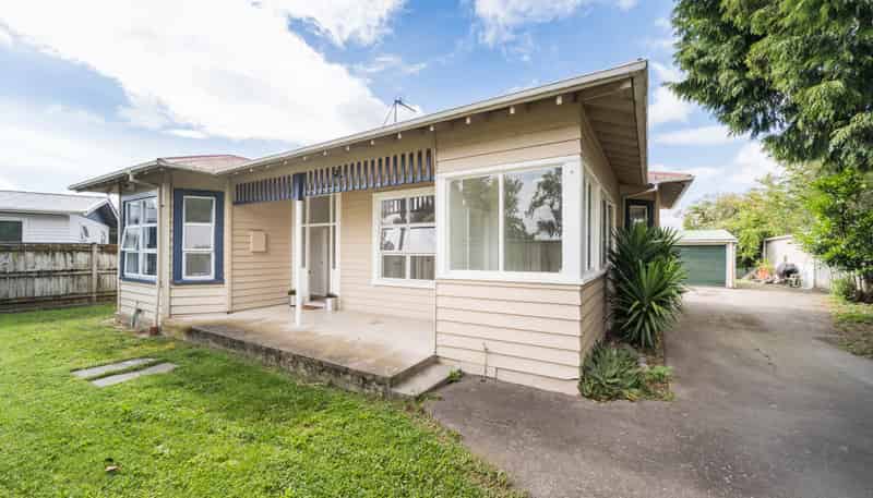 502 Pioneer Highway, Highbury