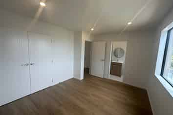 3/8 Grove Lane, Pakuranga