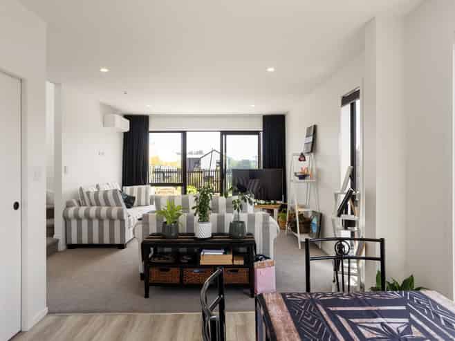 1/24 Akakura Terrace, Peacocke