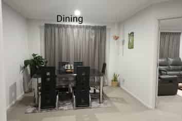 4 Frederick Place, Whalers Gate