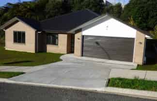 4 Frederick Place, Whalers Gate