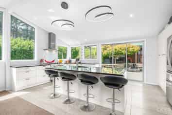 10 Cottle Park Drive, Normandale