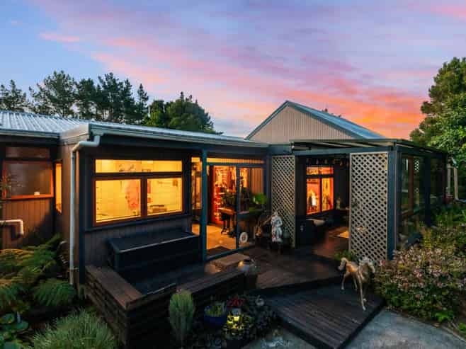 637 Paparata Road, Bombay