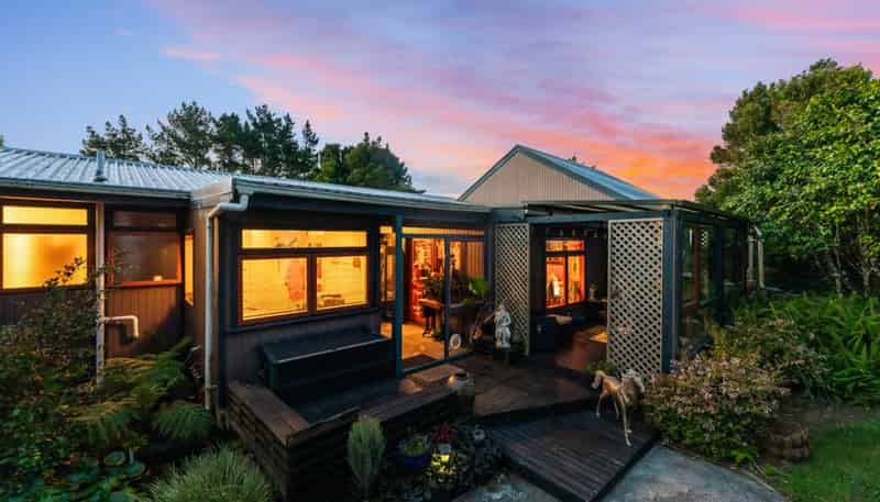 637 Paparata Road, Bombay