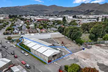 Cheap warehouse and yard 