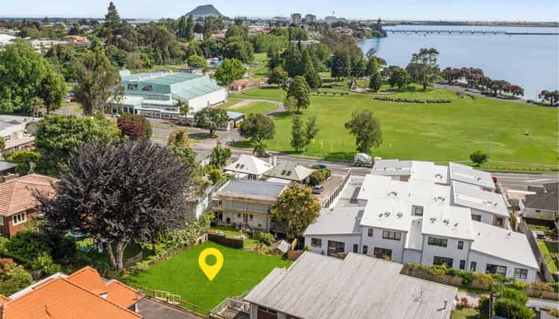 27a Fraser Street, Avenues