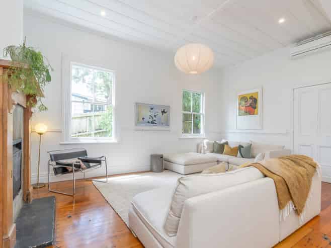 6 First Avenue, Kingsland