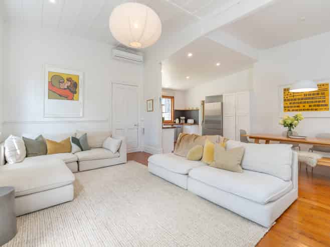 6 First Avenue, Kingsland