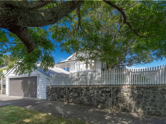 39 Tranmere Road, Sandringham