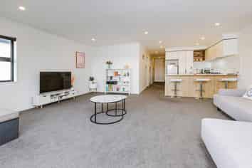Unit 304/26 Shortfin Place, Flat Bush