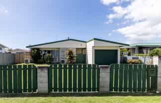 808 Ferguson Street, Akina