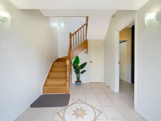 8 Eleanor Place, Blockhouse Bay