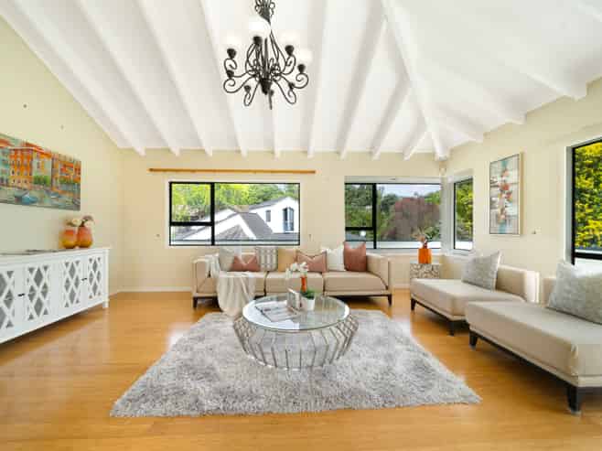 8 Eleanor Place, Blockhouse Bay