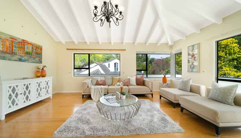 8 Eleanor Place, Blockhouse Bay