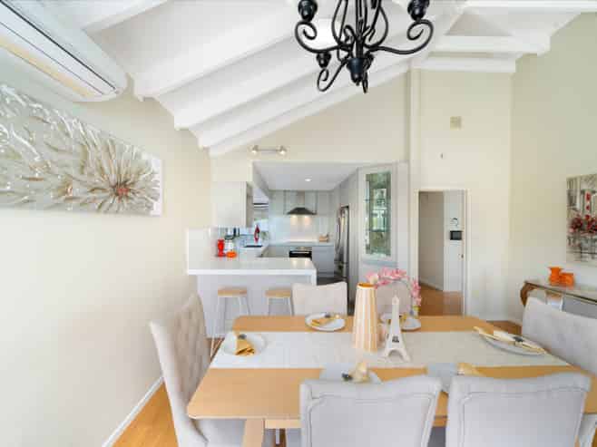 8 Eleanor Place, Blockhouse Bay