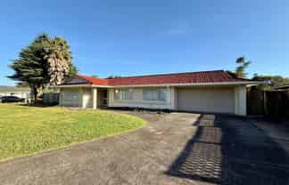 2 Isola Place, Manukau