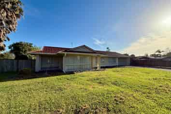 2 Isola Place, Manukau